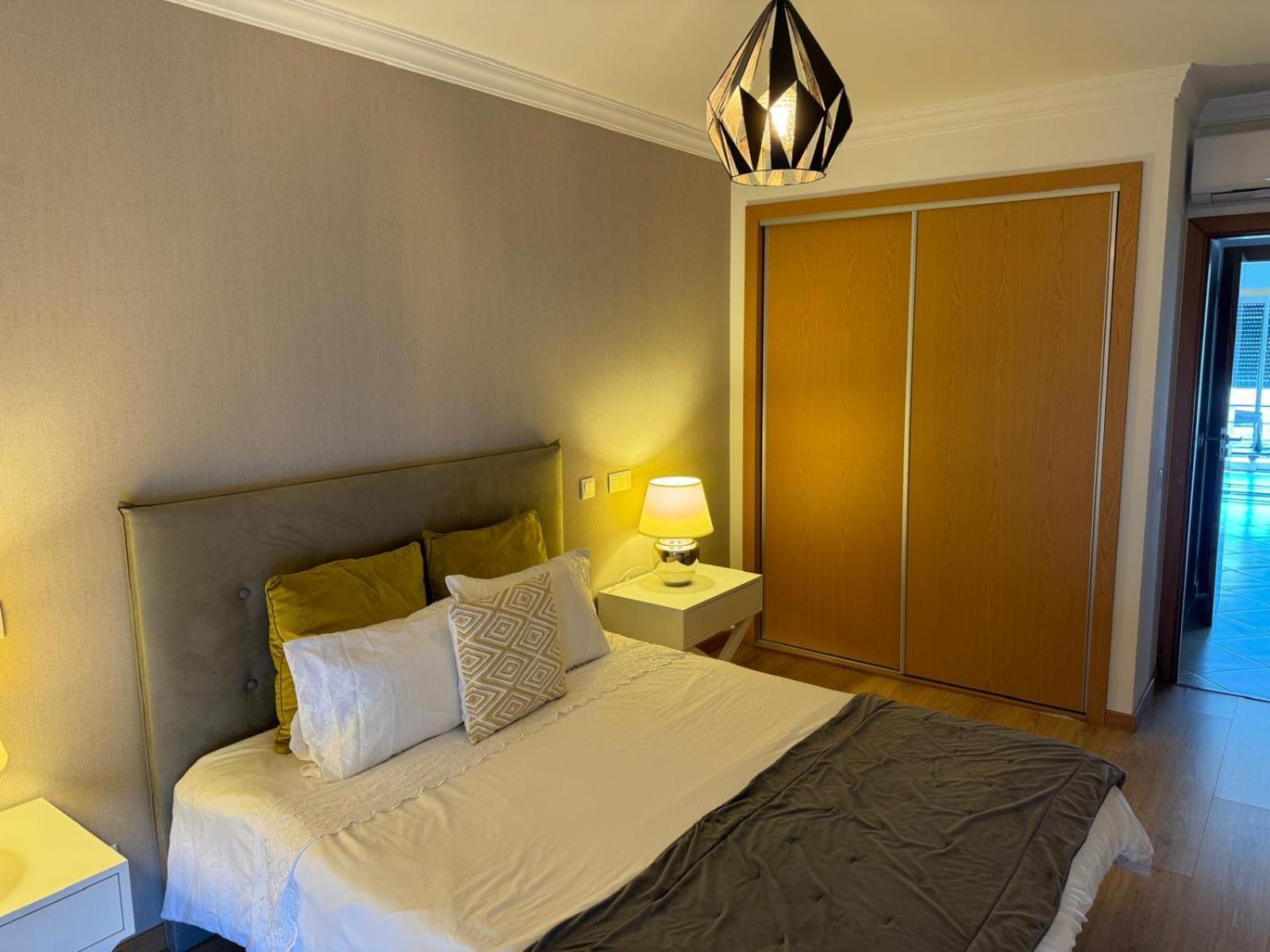 Modern 2 Bed Apartment 5Km Carvoeiro Lagoa  Bagian luar foto