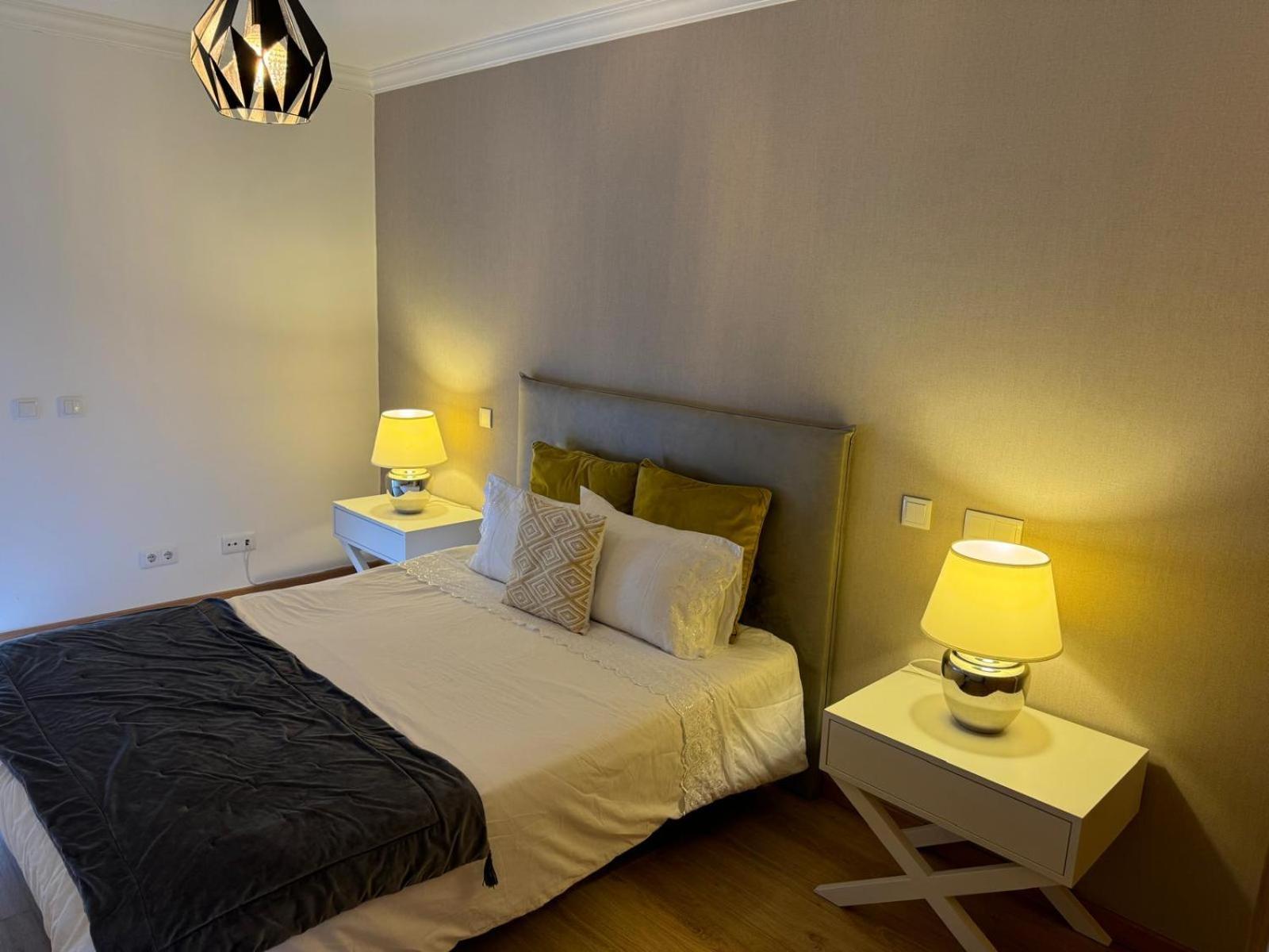 Modern 2 Bed Apartment 5Km Carvoeiro Lagoa  Bagian luar foto